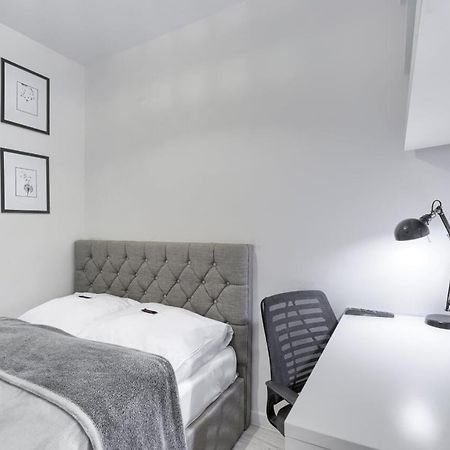 Apartament 200 Apartamenty No.1 Ogrod, Parking W Centrum Щецин Екстер'єр фото